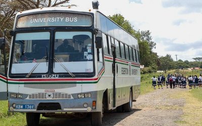 Schoolbus in Kenia