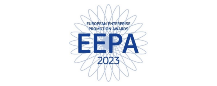 Blaues Logo mit der Schrift "EEPA" 