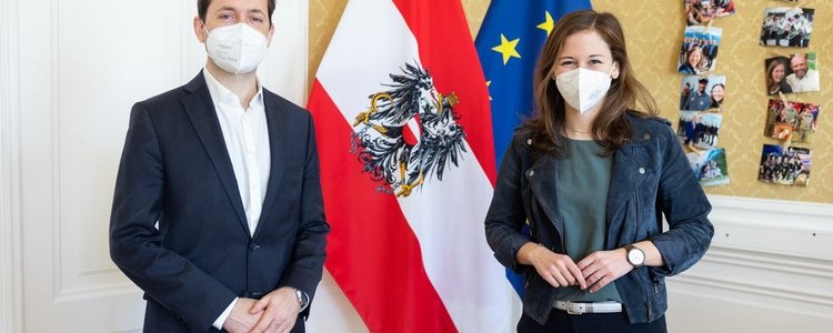OeAD-Geschäftsführer Jakob Calice und die Jugend-Staatssekretärin Claudia Plakolm