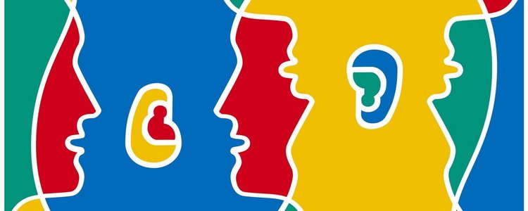 Logo des Europäischen tag der Sprachen: Sich überlappende Köpfe in gelber, grüner, blauer Farbe